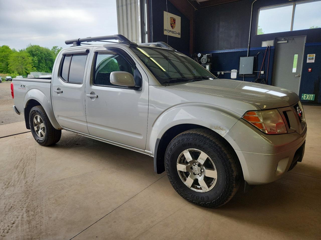 Nissan Frontier S