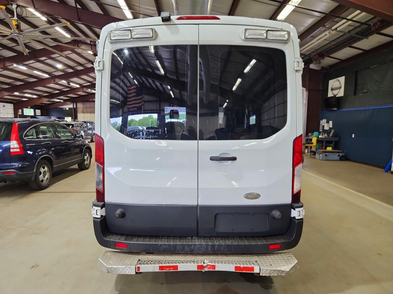 Ford Transit T-250