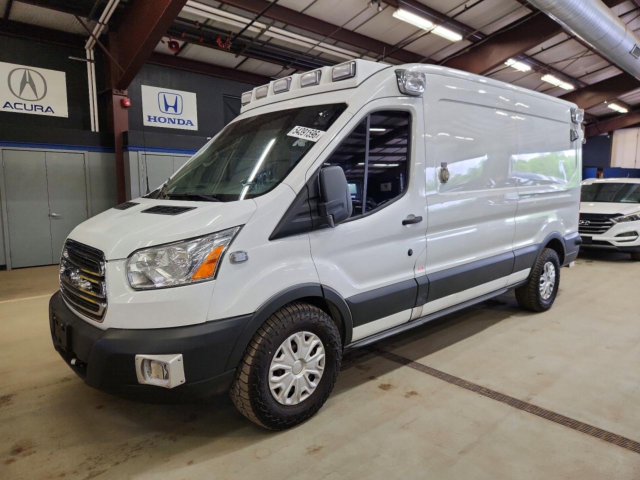 Salvage Ford Transit Image