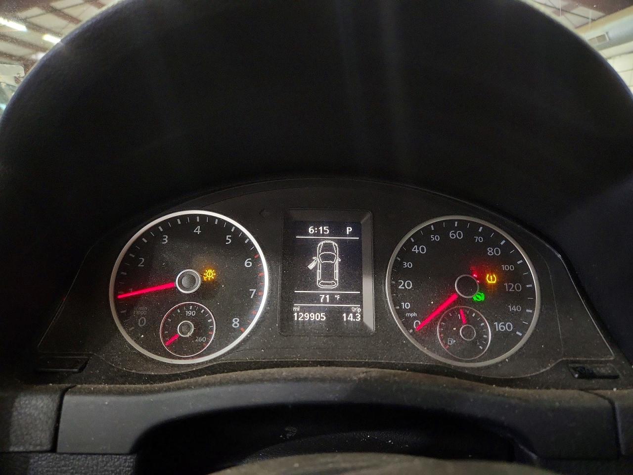 Volkswagen Tiguan S