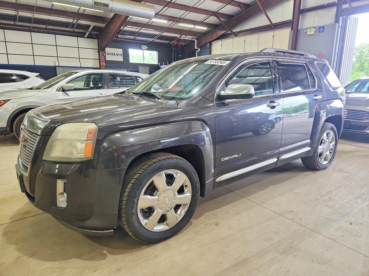 Salvage GMC Terrain Image
