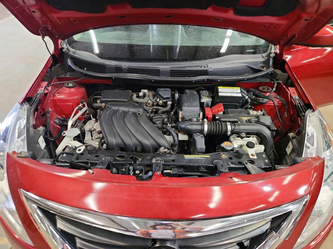 Nissan Versa Sv