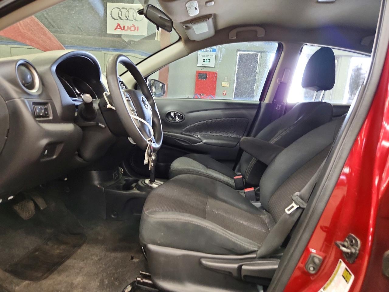 Nissan Versa Sv