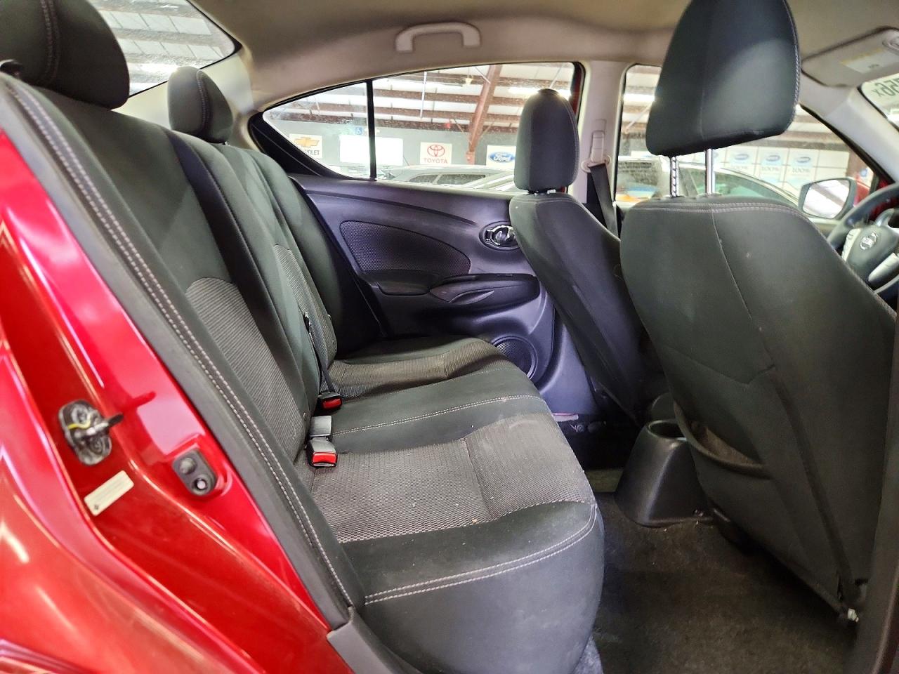 Nissan Versa Sv