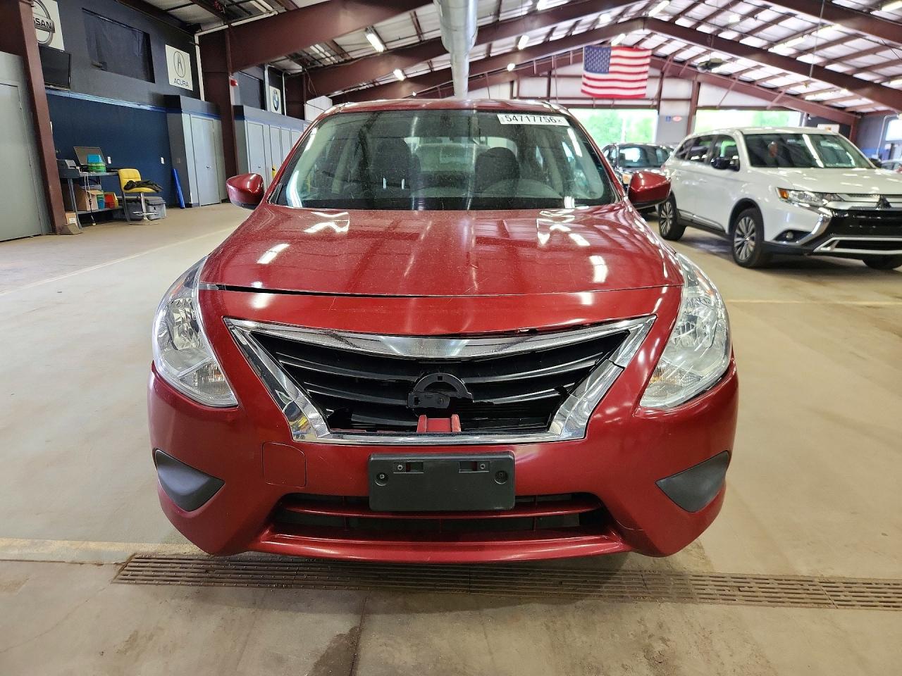 Nissan Versa Sv