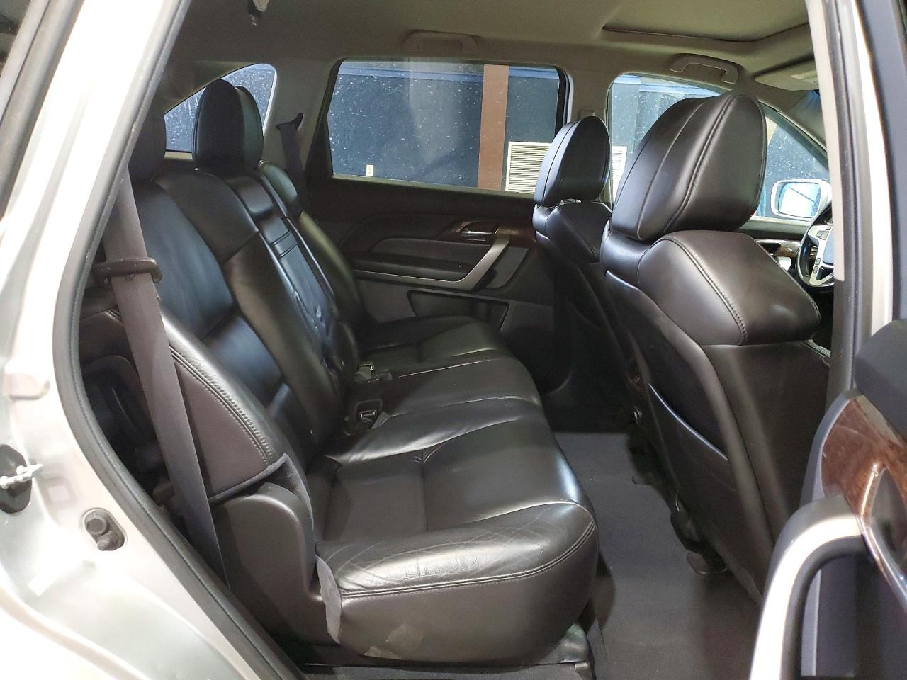 Acura MDX Technology