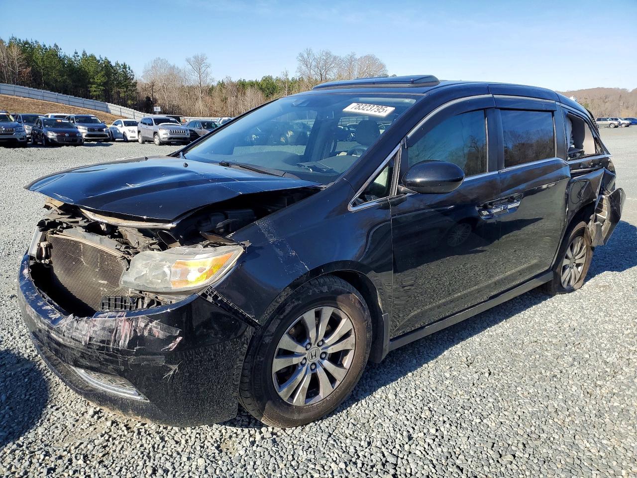 Salvage Honda Odyssey Image
