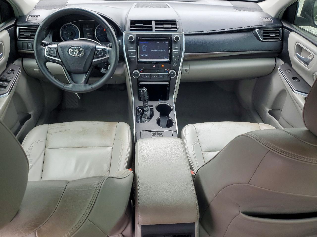 Toyota Camry Xle