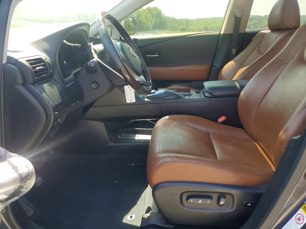 Lexus RX Base
