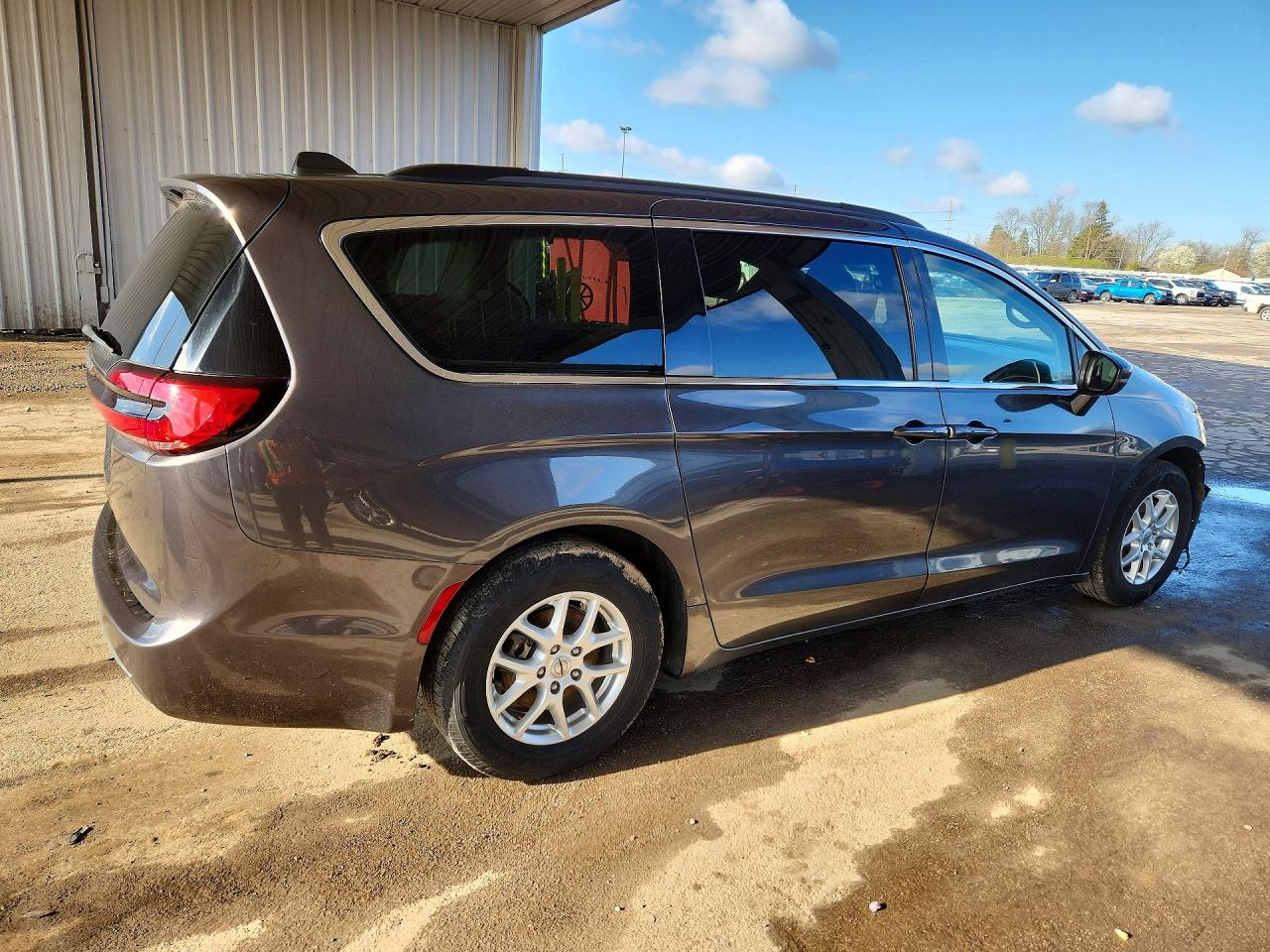 Chrysler Pacifica Touring L