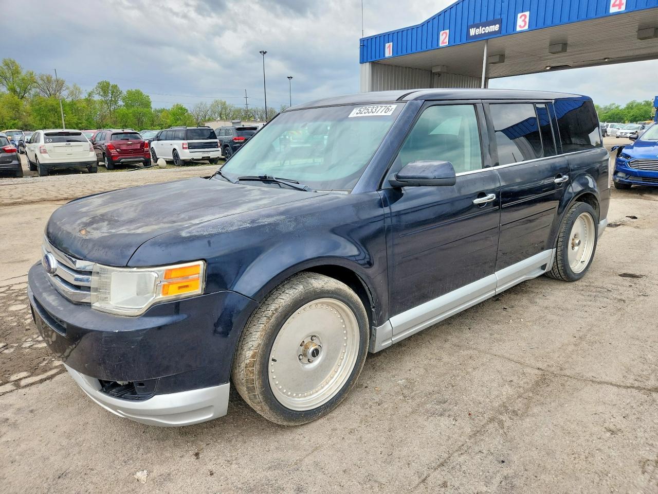 Salvage Ford Flex Image