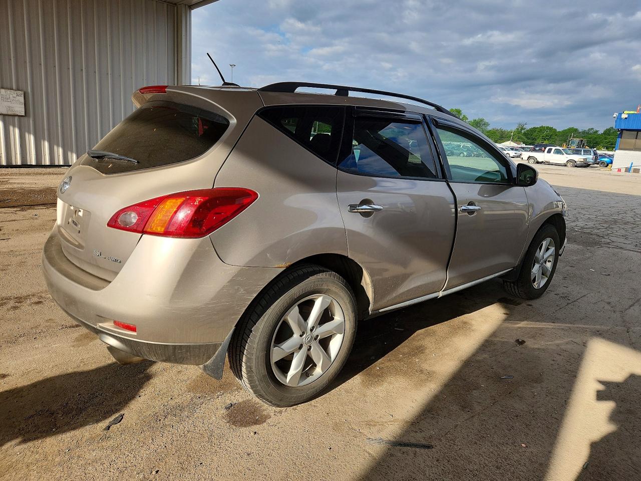 Nissan Murano S