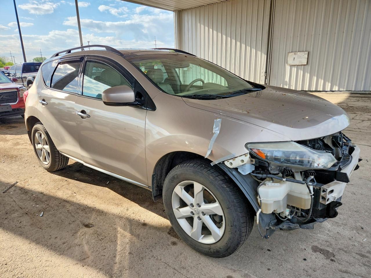 Nissan Murano S