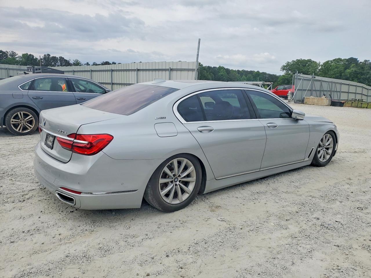 BMW 7 Series Xe