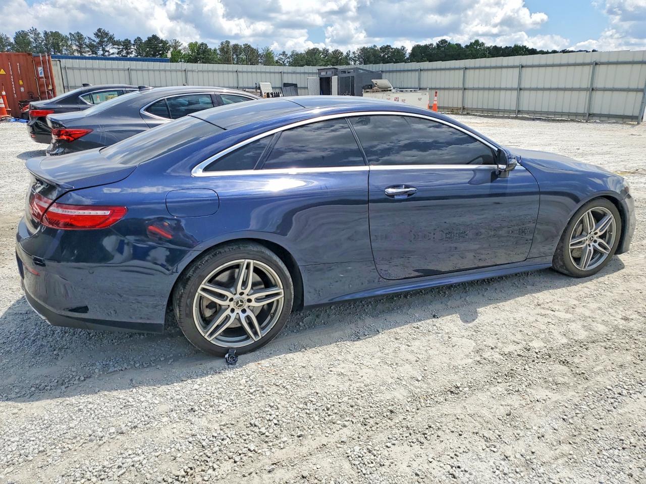 Mercedes-Benz E-Class 450