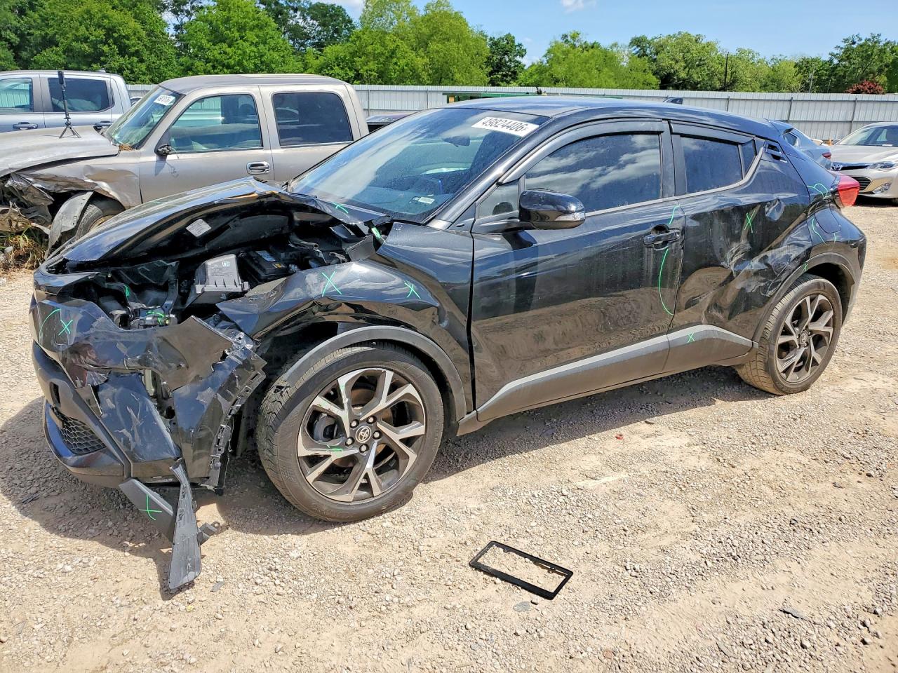 Salvage Toyota C-hr Le Xl Image