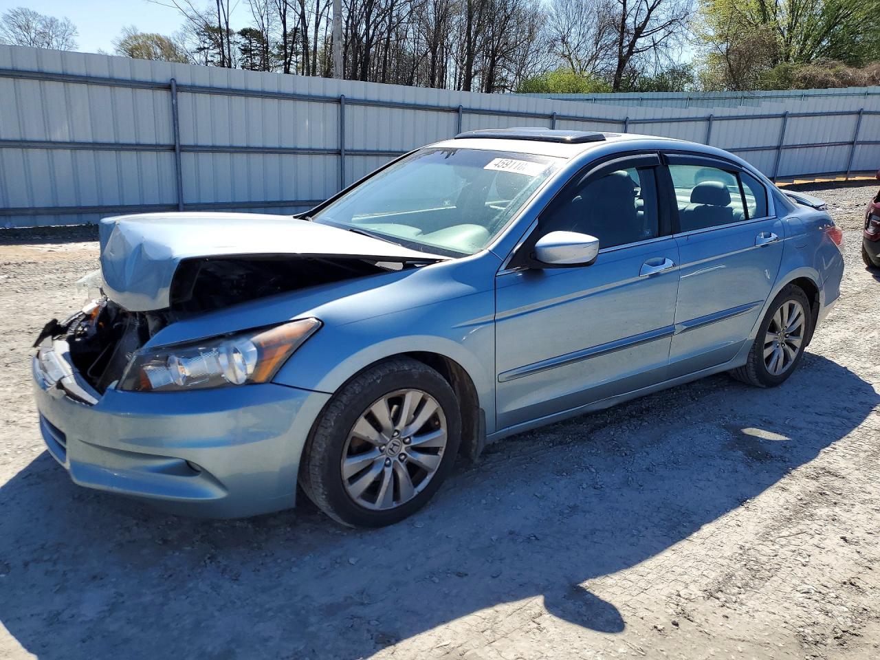 Salvage Honda Accord Image