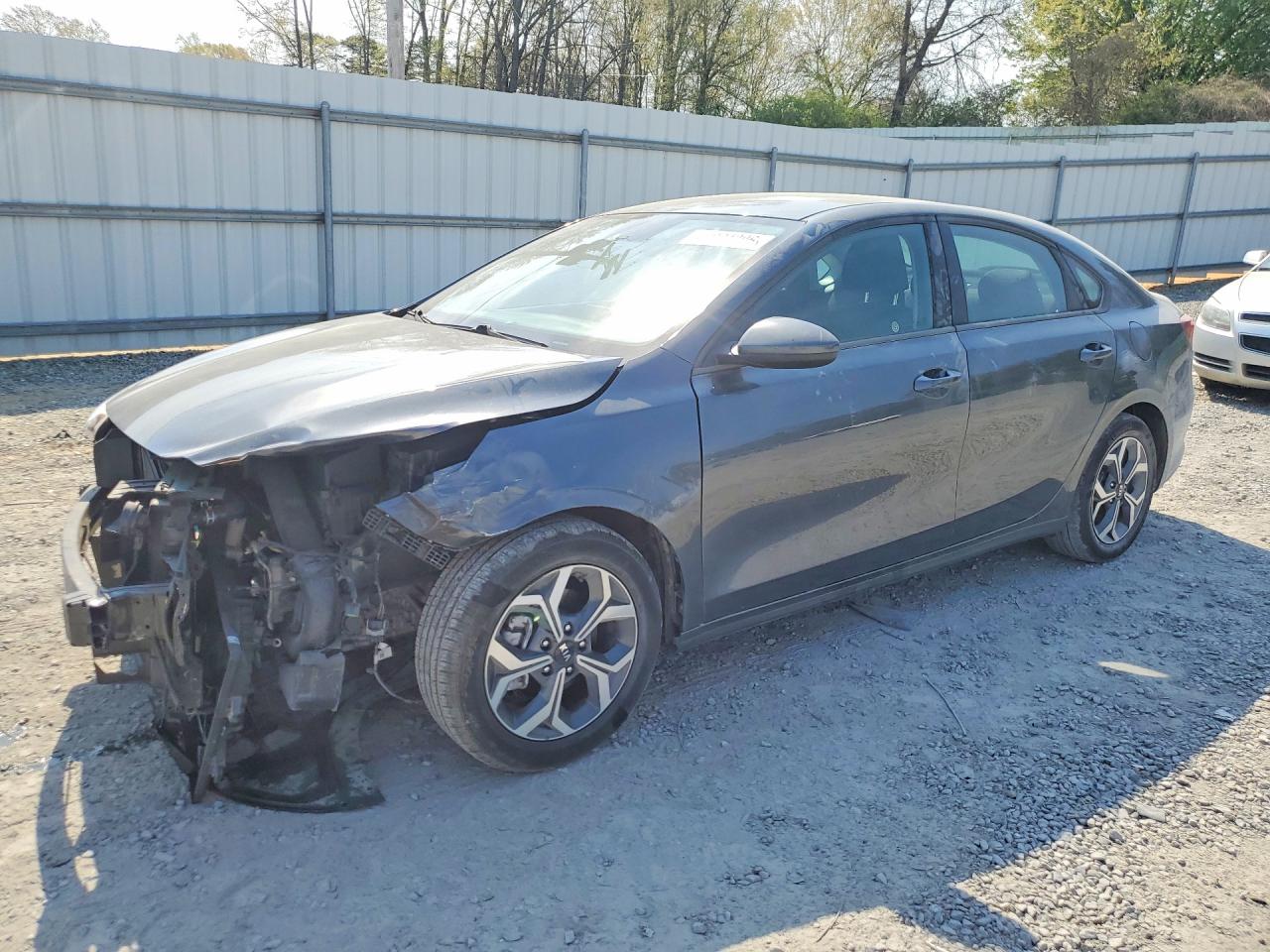 Salvage Kia Forte Image