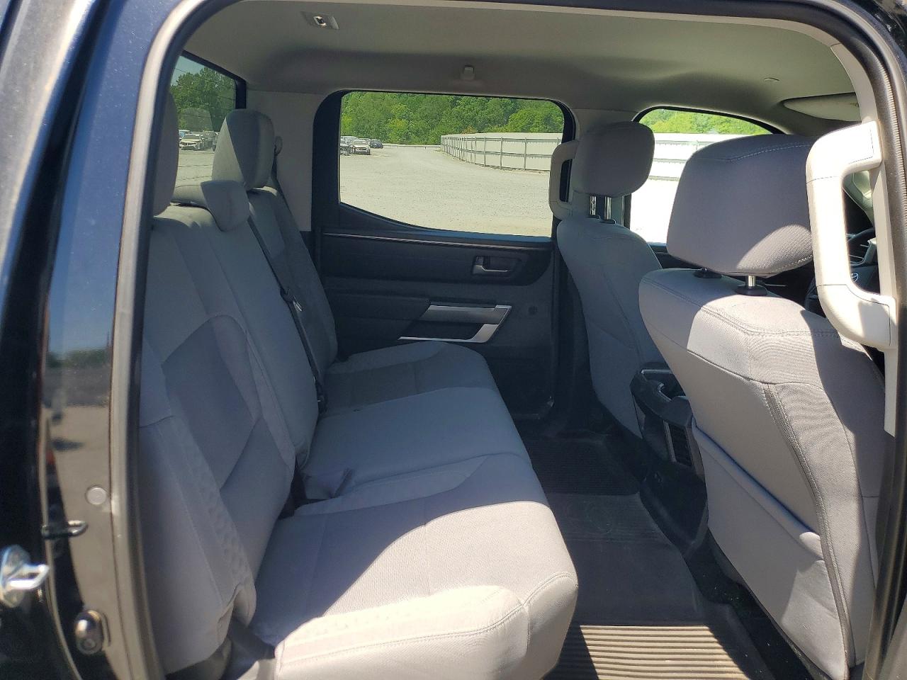 Toyota Tundra Sr5
