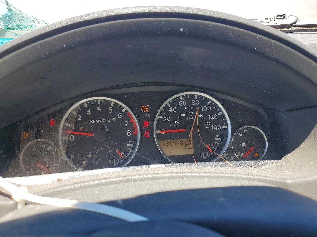 Nissan Pathfinder S