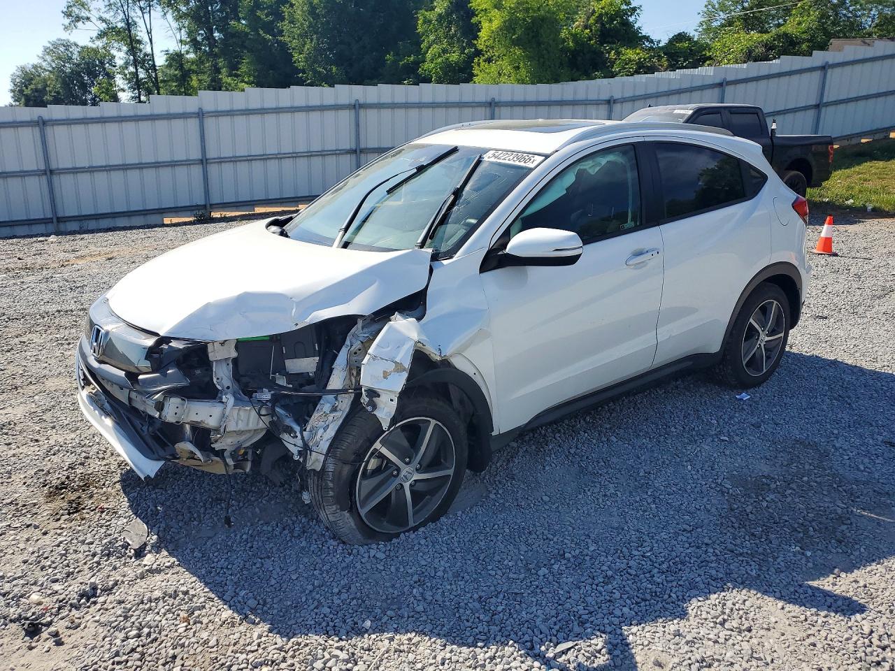 Salvage Honda HR-V Image