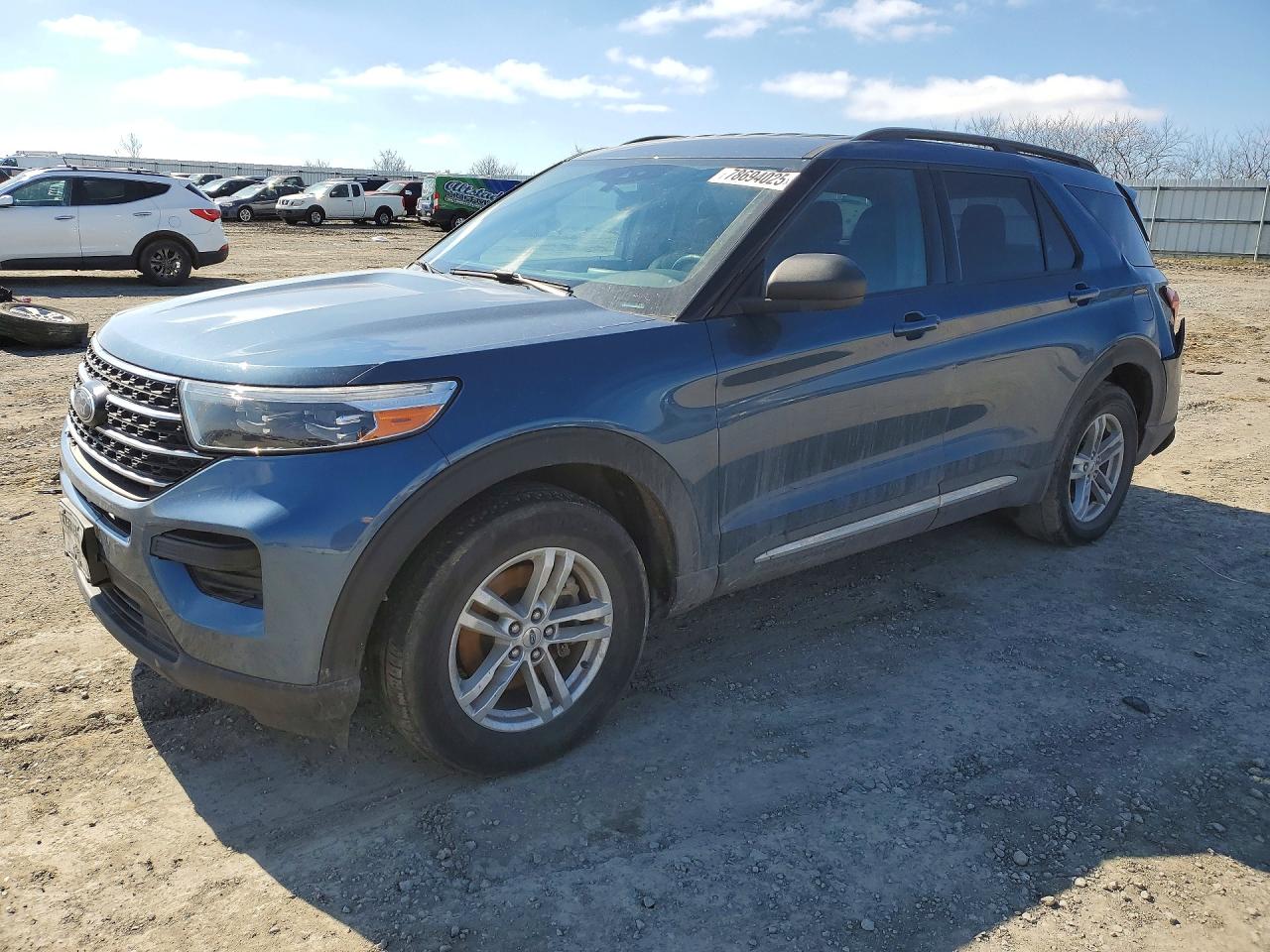 Salvage Ford Explorer Image