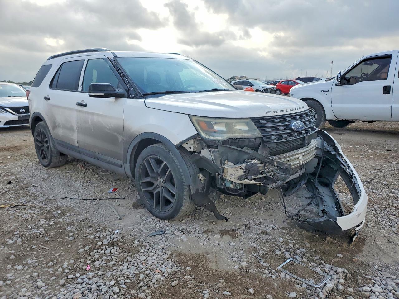 Ford Explorer Sport