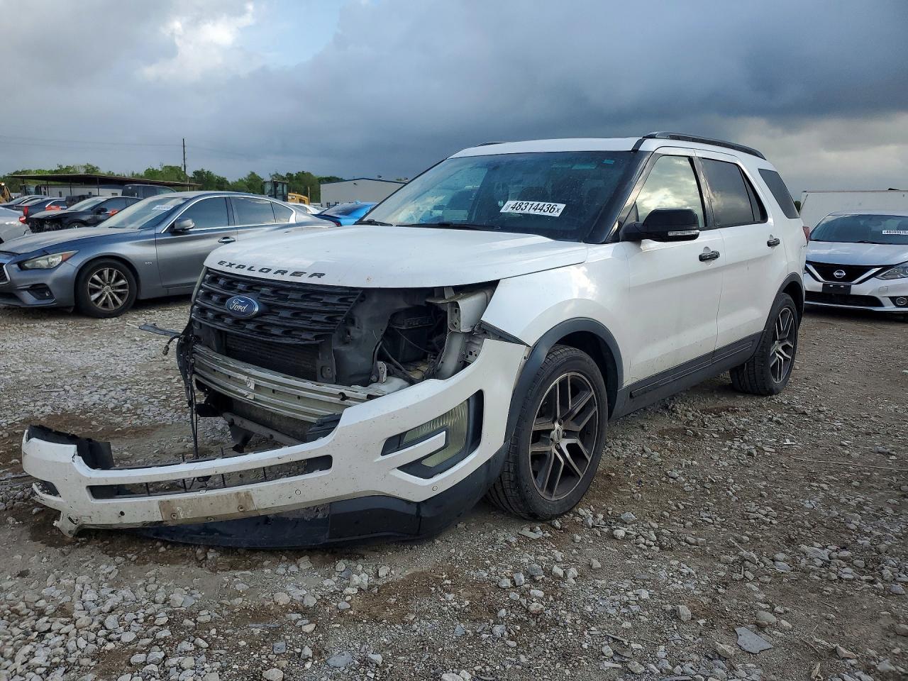 Salvage Ford Explorer Image