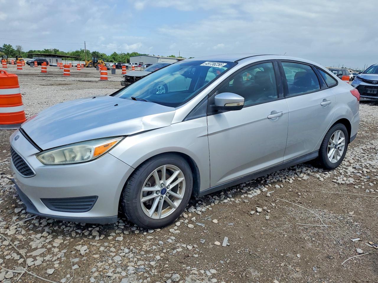 Salvage Ford Focus Image