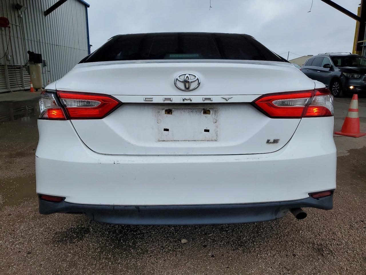 Toyota Camry Le