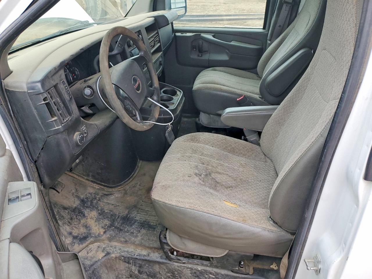 GMC Savana G3500