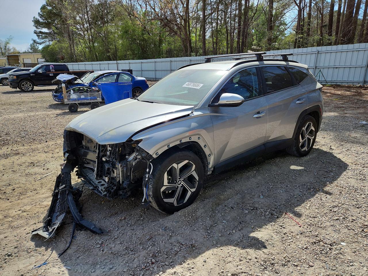 Salvage Hyundai TUCSON Image