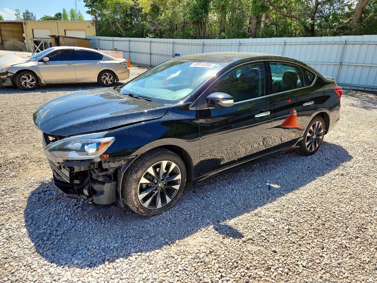 Salvage Nissan Sentra Image