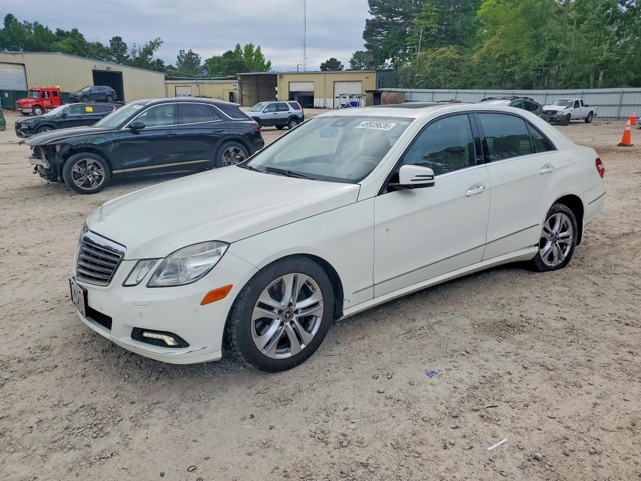 Salvage Mercedes-Benz E-Class Image
