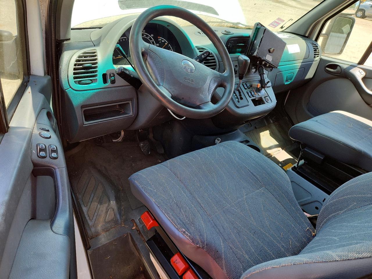 Freightliner Sprinter 2500