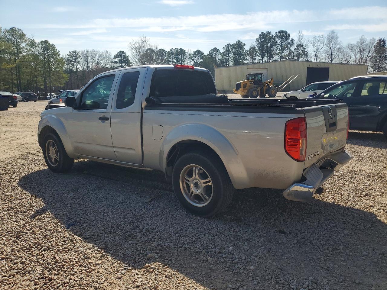Nissan Frontier S