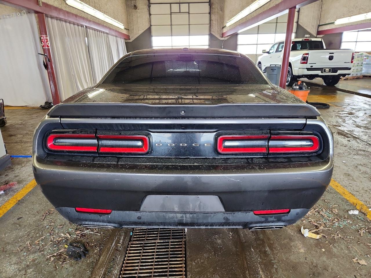 Dodge Challenger R
