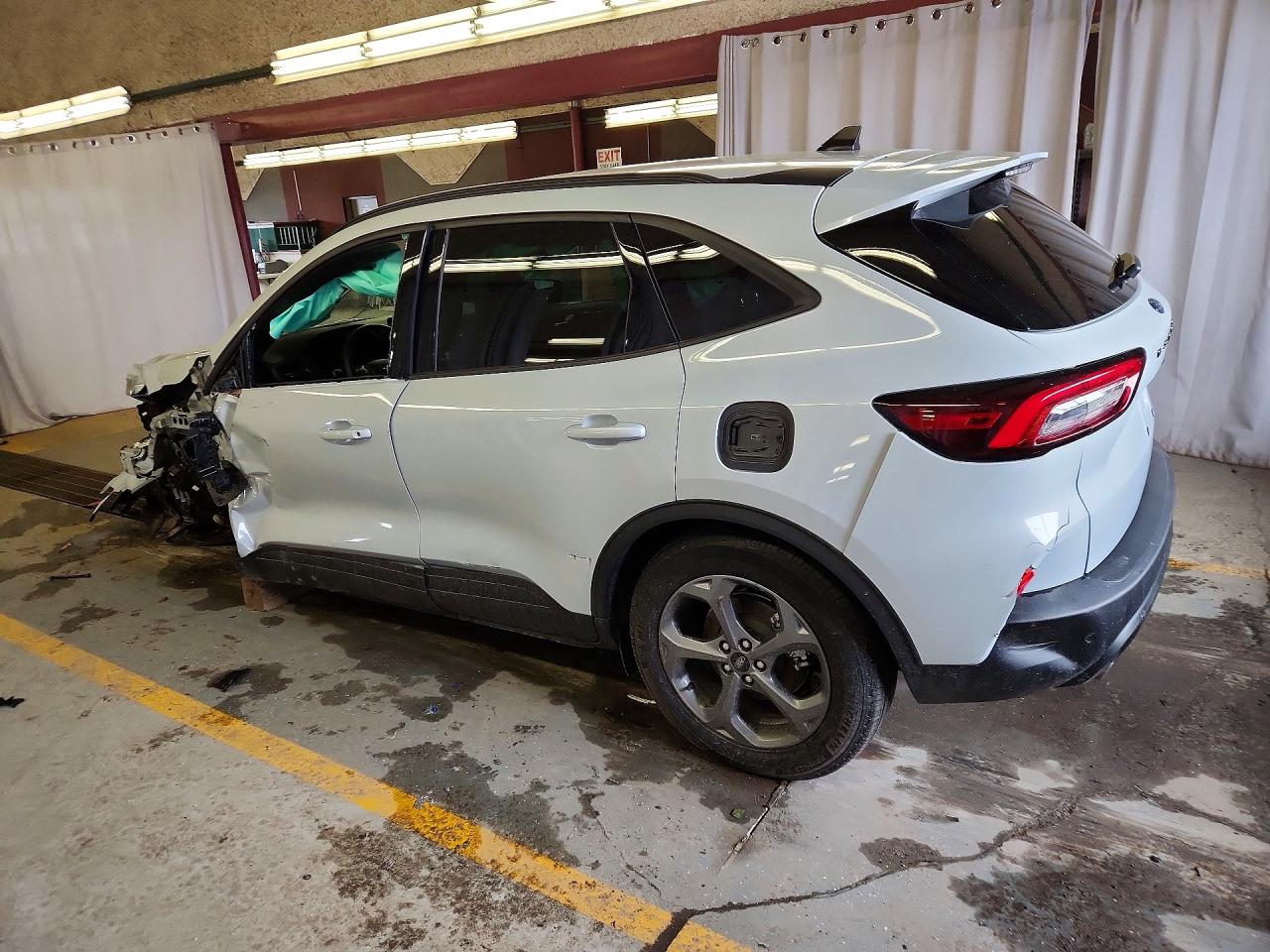 Ford Escape St Line