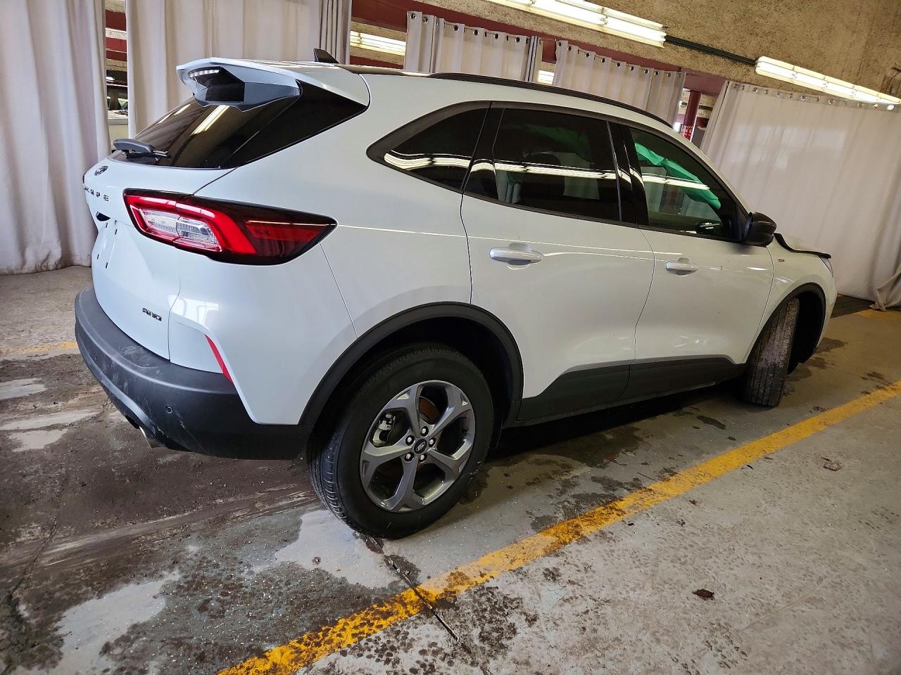 Ford Escape St Line