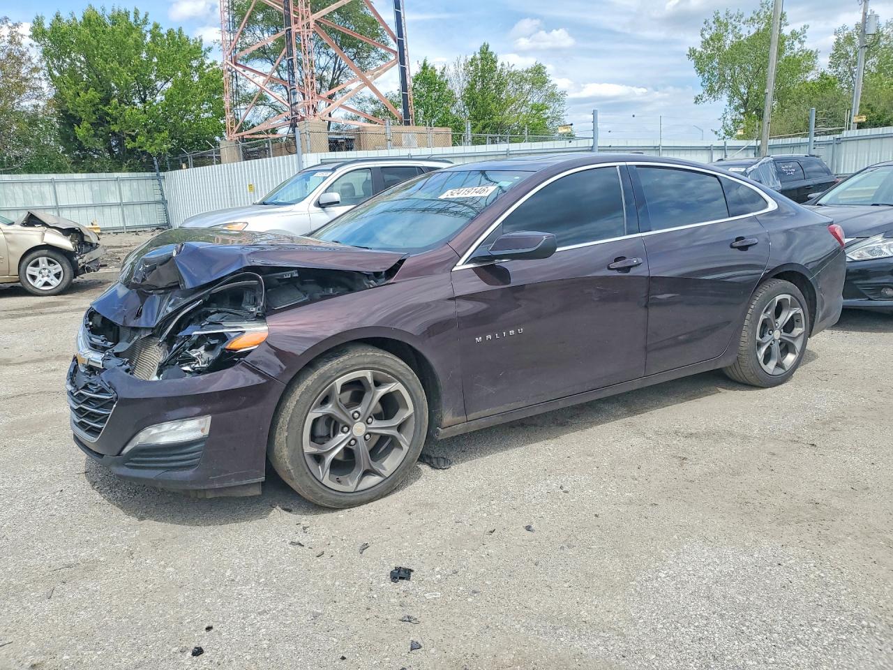 Salvage Chevrolet Malibu Image