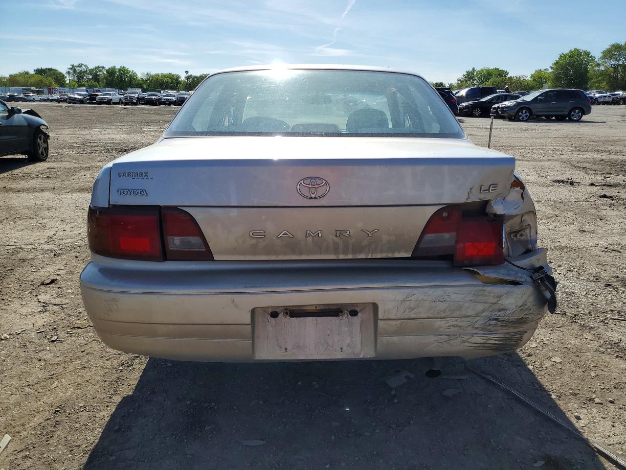 Toyota Camry Le