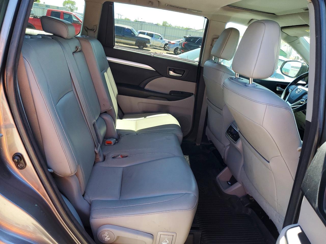 Toyota Highlander Xle