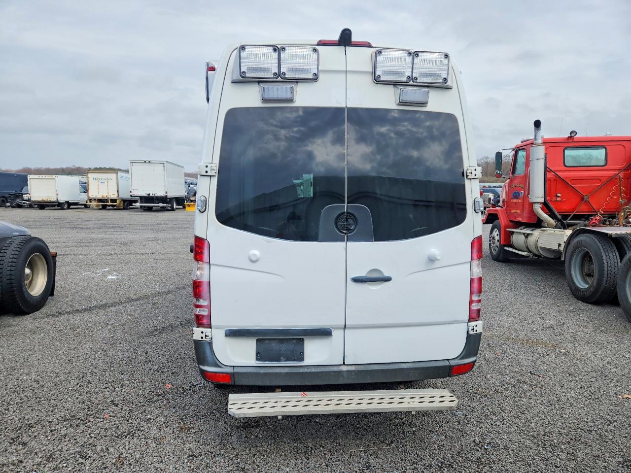 Mercedes-Benz Sprinter 2500