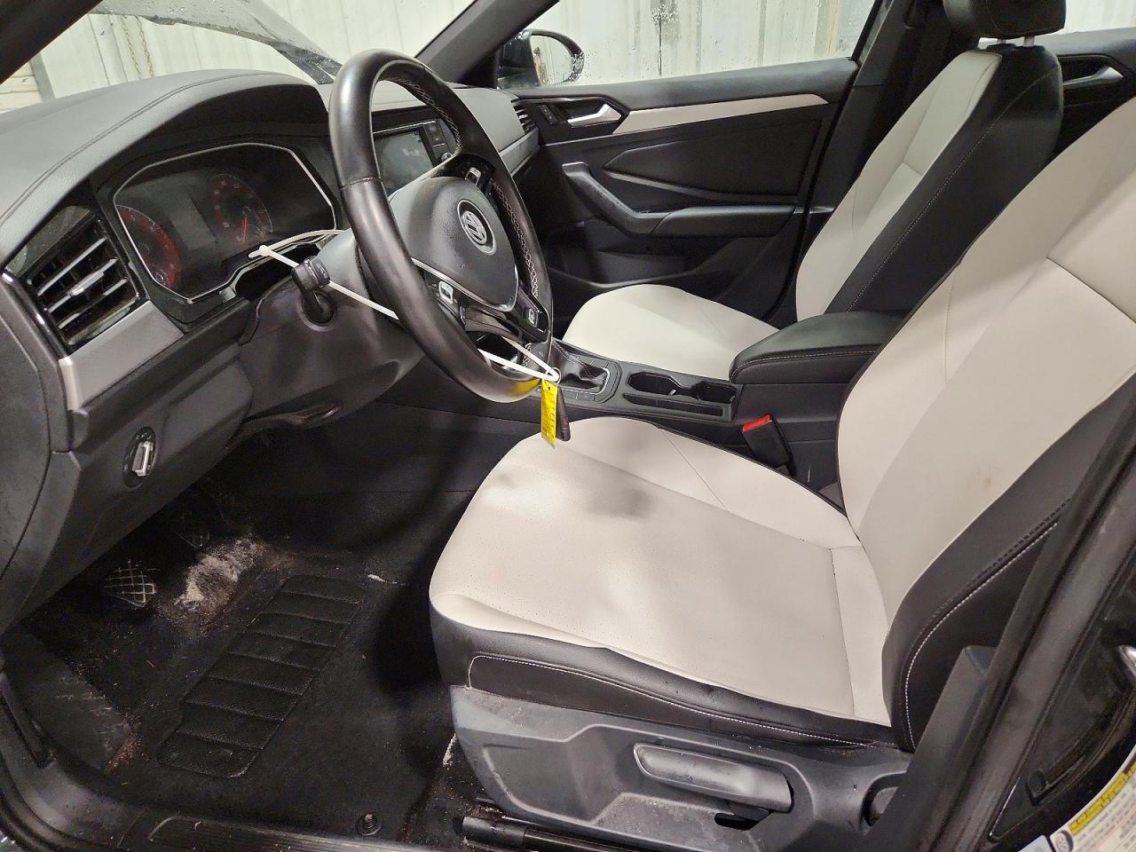Volkswagen Jetta S