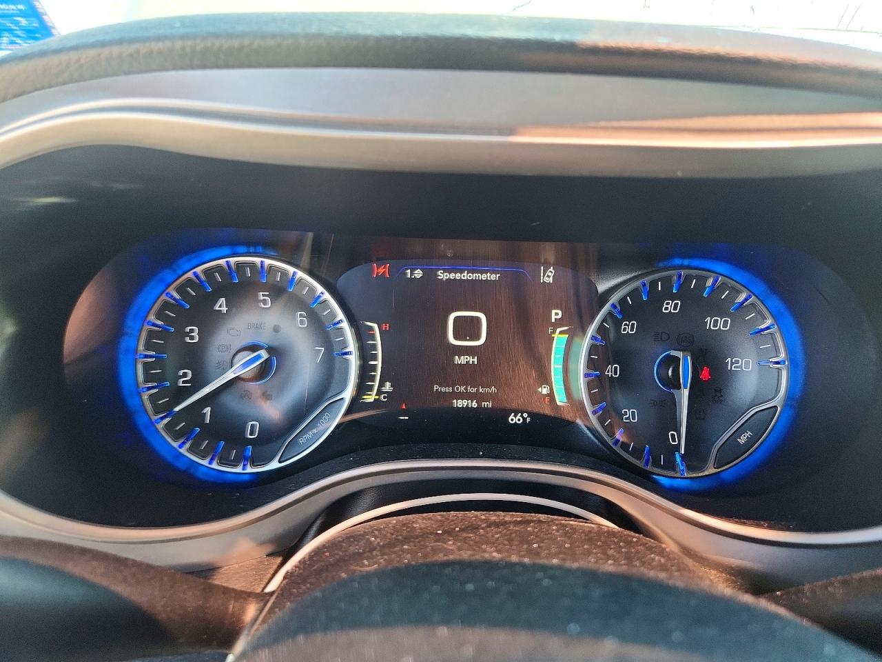 Chrysler Pacifica Touring L