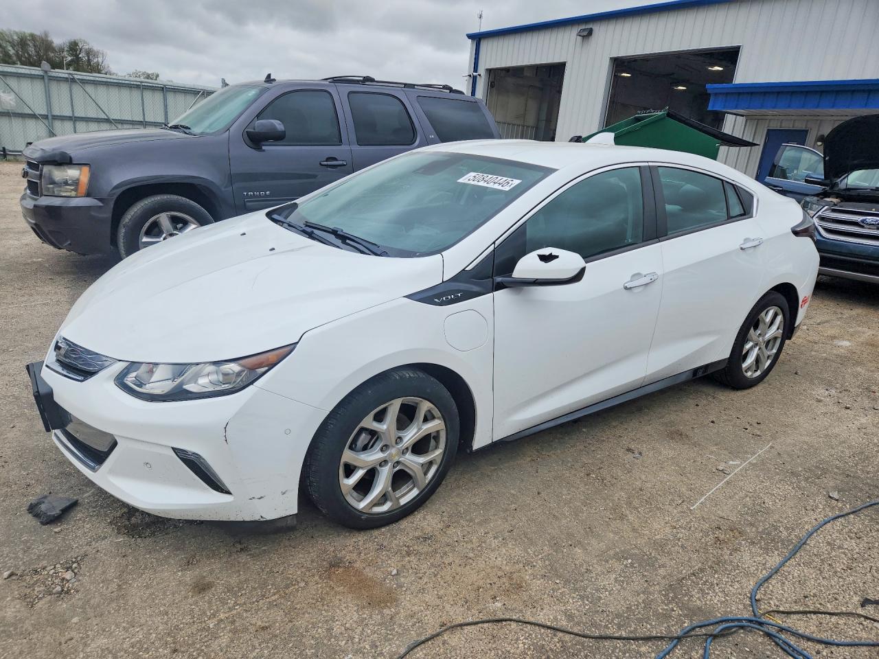 Salvage Chevrolet Volt Image