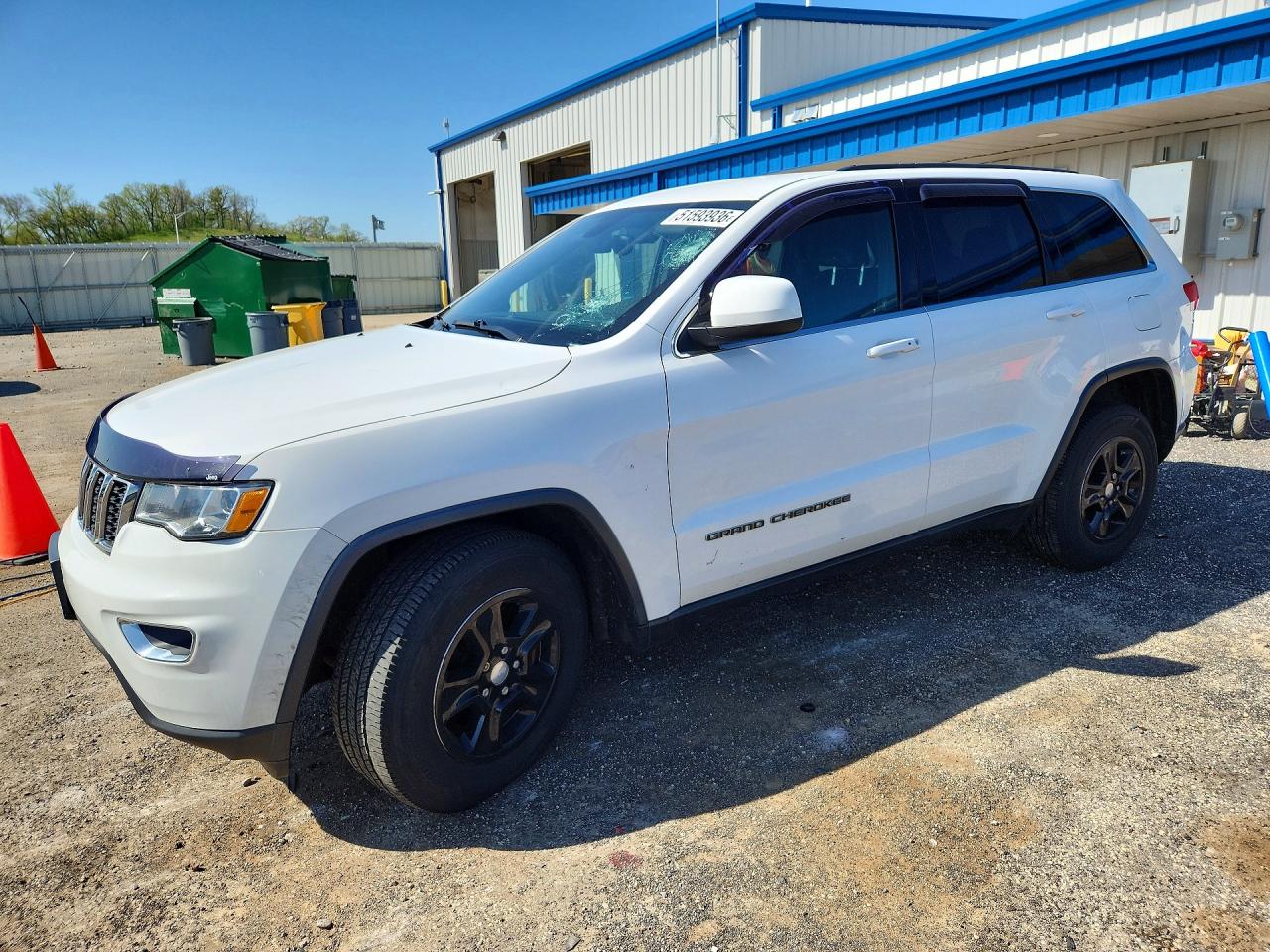 Salvage Jeep Cherokee Image