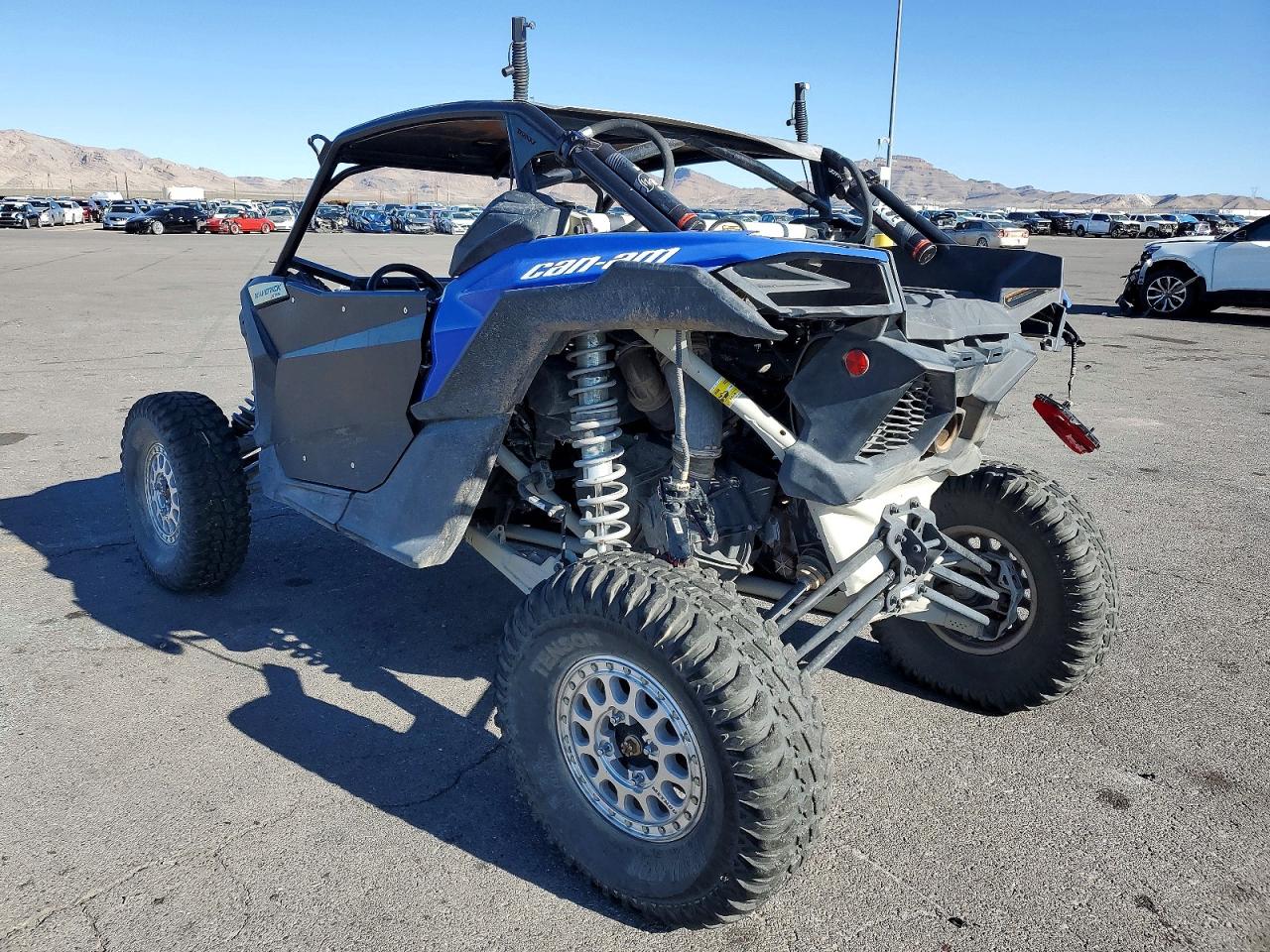Can-Am Maverick X