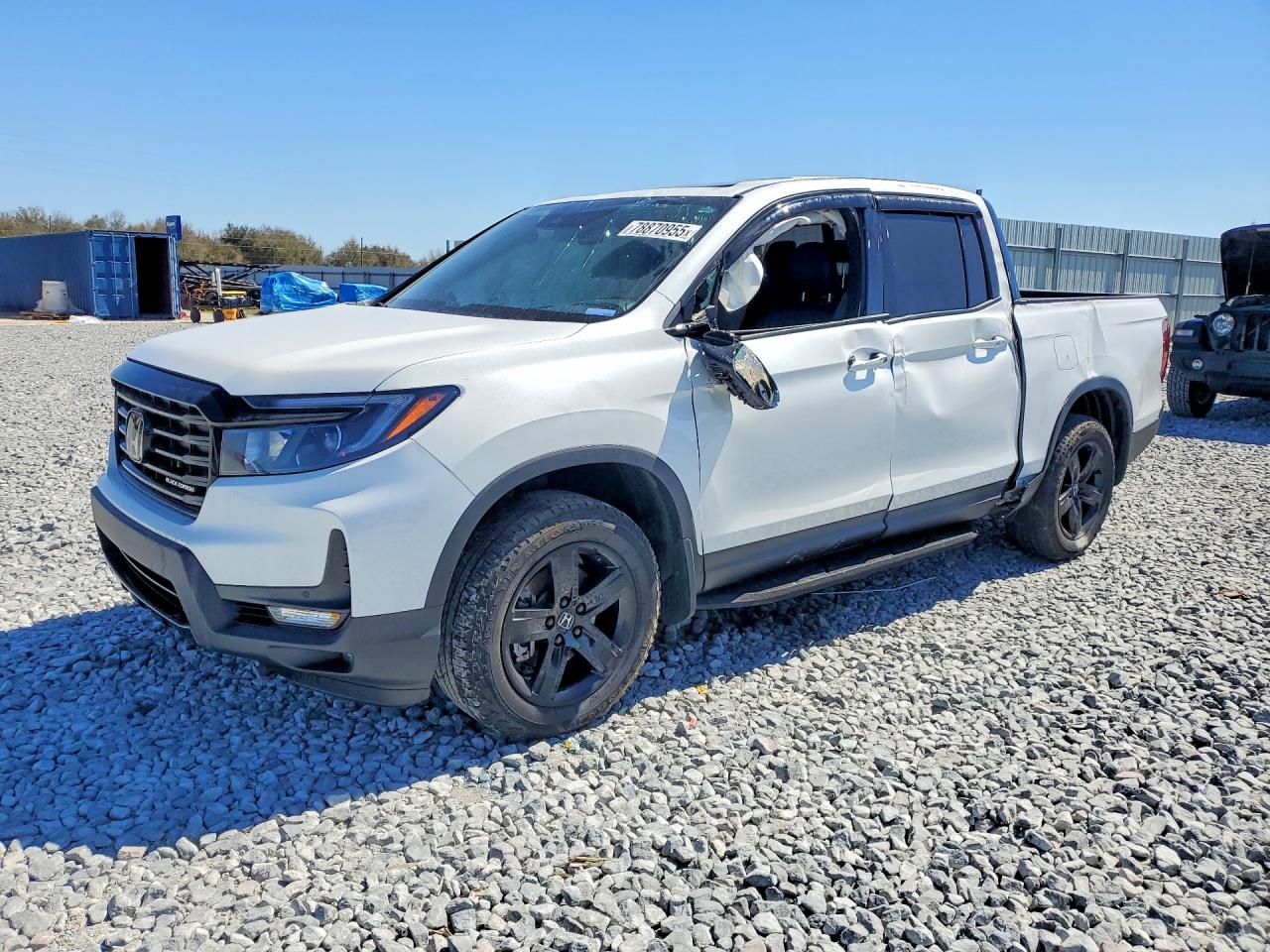 Salvage Honda Ridgeline Image