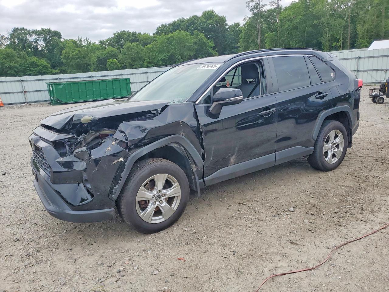 Salvage Toyota RAV4 Image